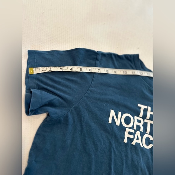 The North Face Womens Sz: L Lightweight Blue w/ White Graphic Logo T-shirt. - Picture 5 of 9